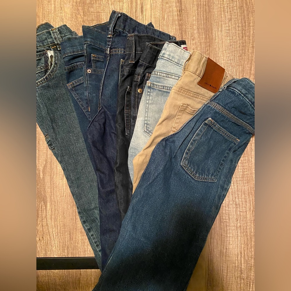 7 pairs of boys size 10 pants